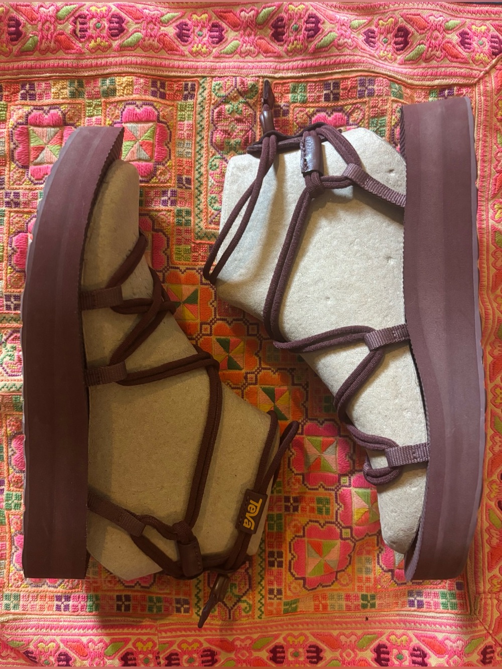 Teva Midform Infinity Sandal sz 6